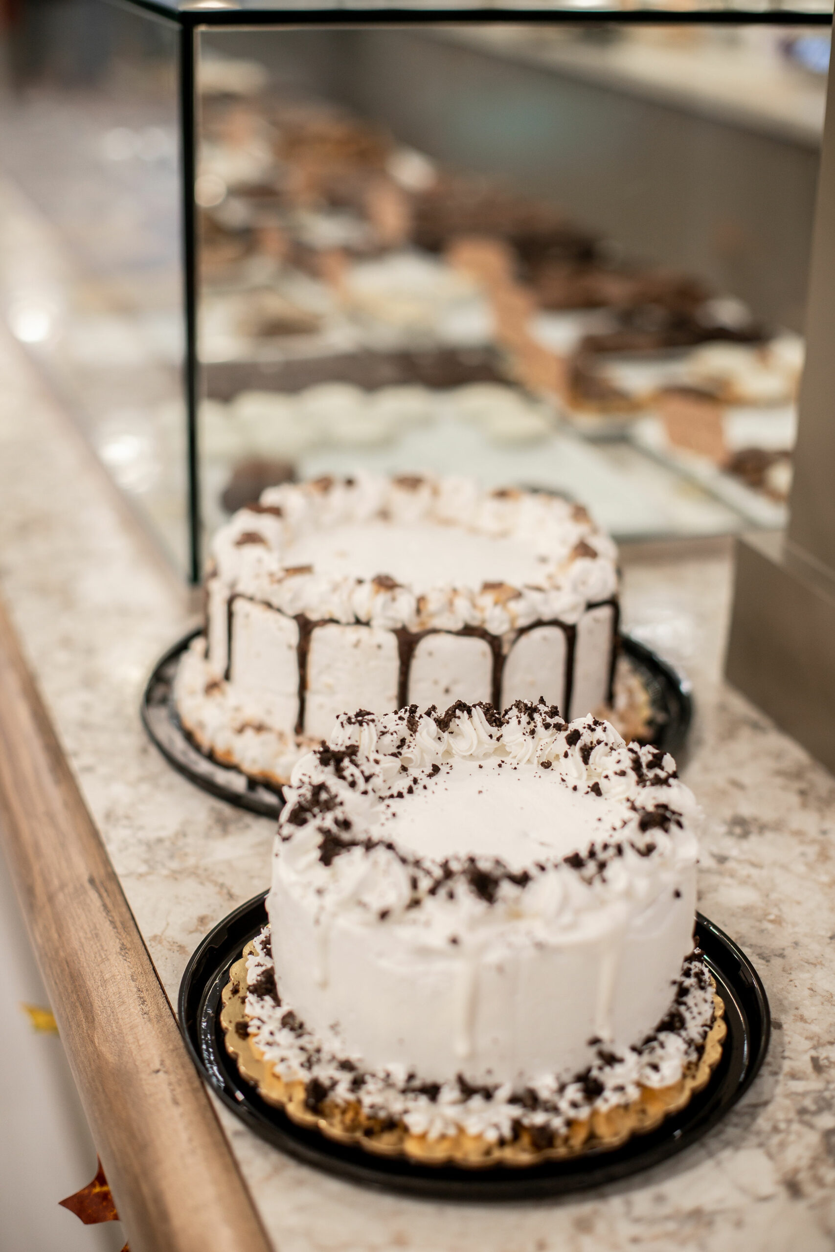 Kilwins - Forget EVERYTHING you believe about Ice Cream Cake…Kilwins  Gourmet Cake and Ice Cream is the perfect pairing of our own freshly-baked  cake, with our Original Recipe Ice Cream layered right